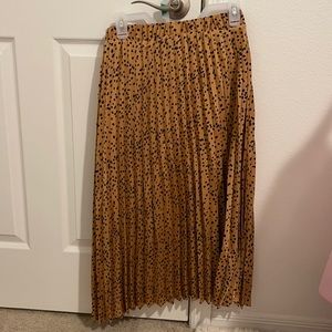 Dressup Cheetah Print Pleated MIDI Skirt